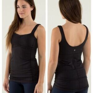 Lululemon Aria Tank II Black Size 4